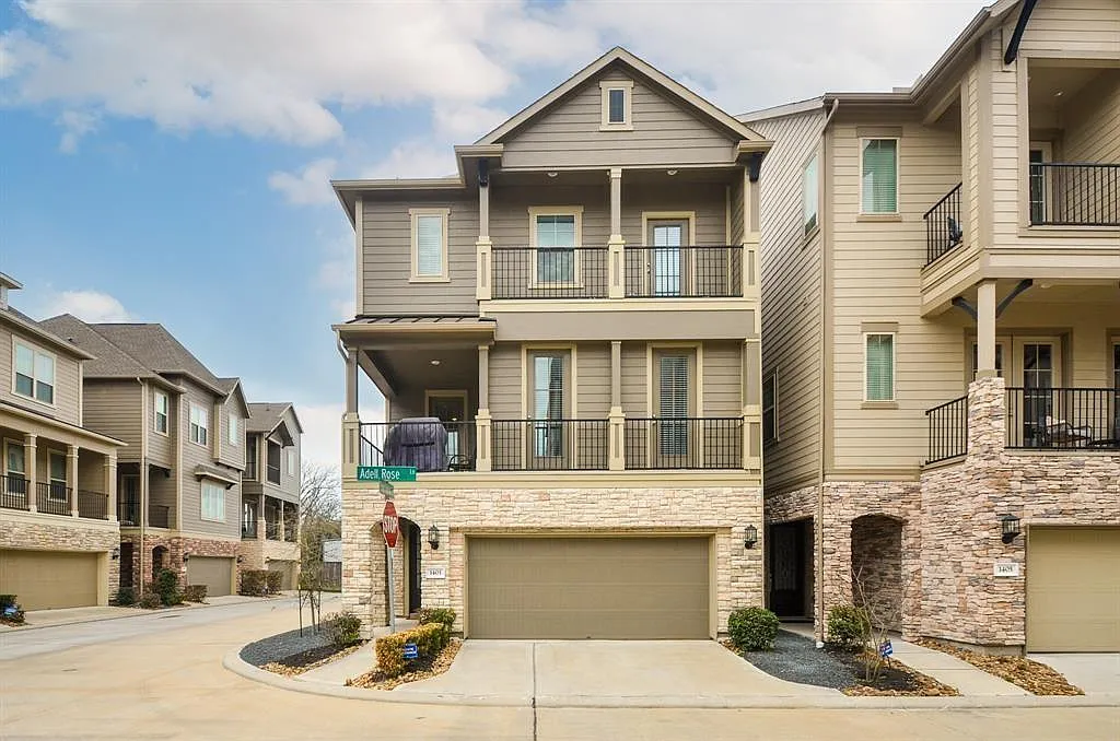 3 bed, 3.5 bath, 2203 sqft, $2,795 — Photo 2