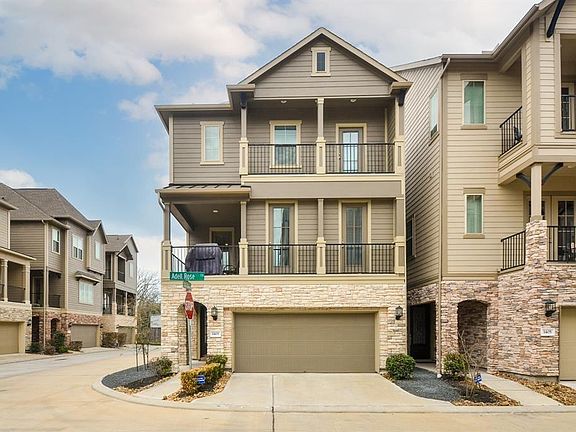 2nd image of 1403 Adell Rose Ln