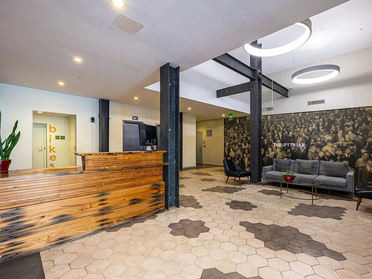 The Pythian Apartments — Photo 4