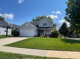 7325 Secret Bluff Dr, Madison, WI 53719