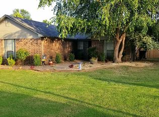 4465 Thompson St, Conway, AR 72034