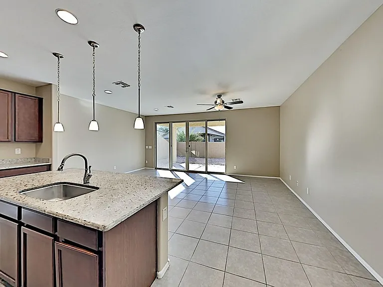 4823 W Saint Anne Ave — Photo 5