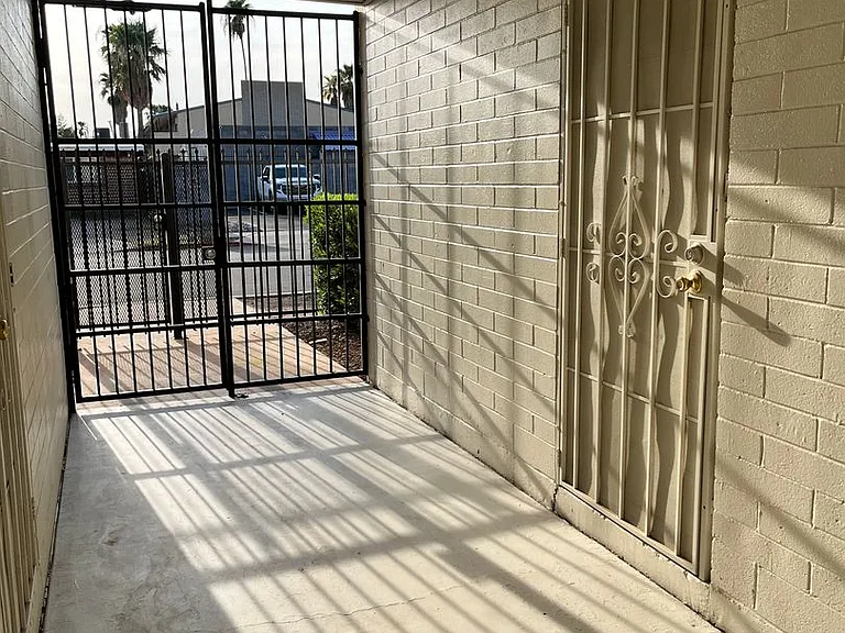 Catalina View Apartments — Photo 67