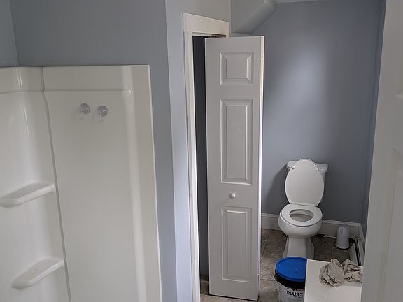 2nd image of 78-82 Linfield St #80