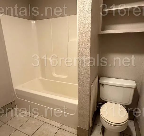 Forest Park Apartments — Photo 32