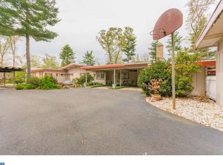 423 S Egg Harbor Rd, Hammonton, NJ 08037