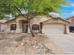 418 E Clairidge Dr, San Tan Valley, AZ 85143