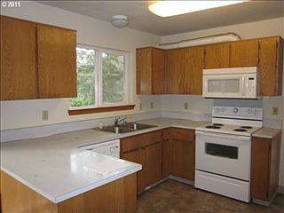 4th image of 17616 NE 230th Ct