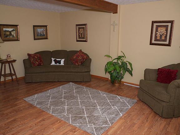 5th image of 4516 Christina Ln