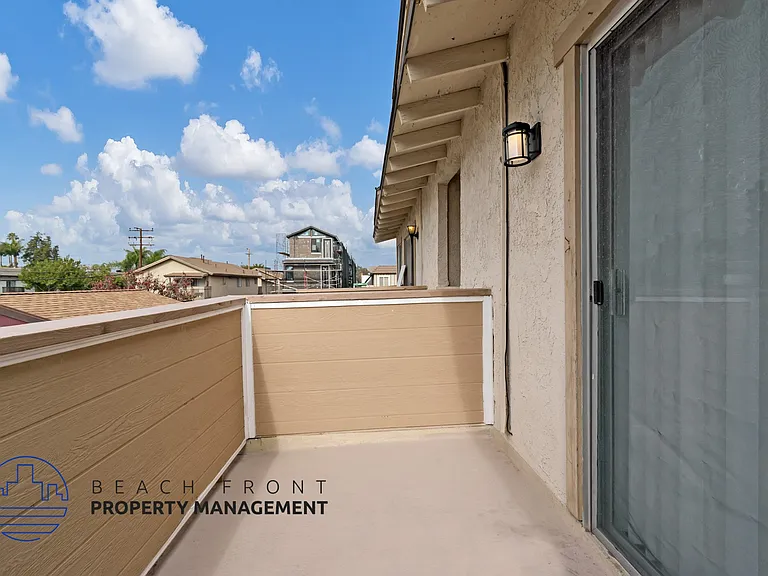 7872 Holt Dr — Photo 9