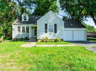 6305 Parker Rd, Florissant, MO 63033