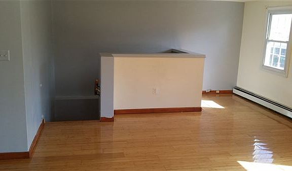 3rd image of 11935 164th St