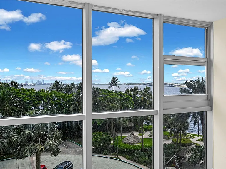 2451 Brickell Ave #5G — Photo 21
