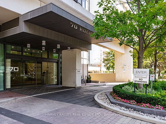 2nd image of 70 Roehampton Ave #813