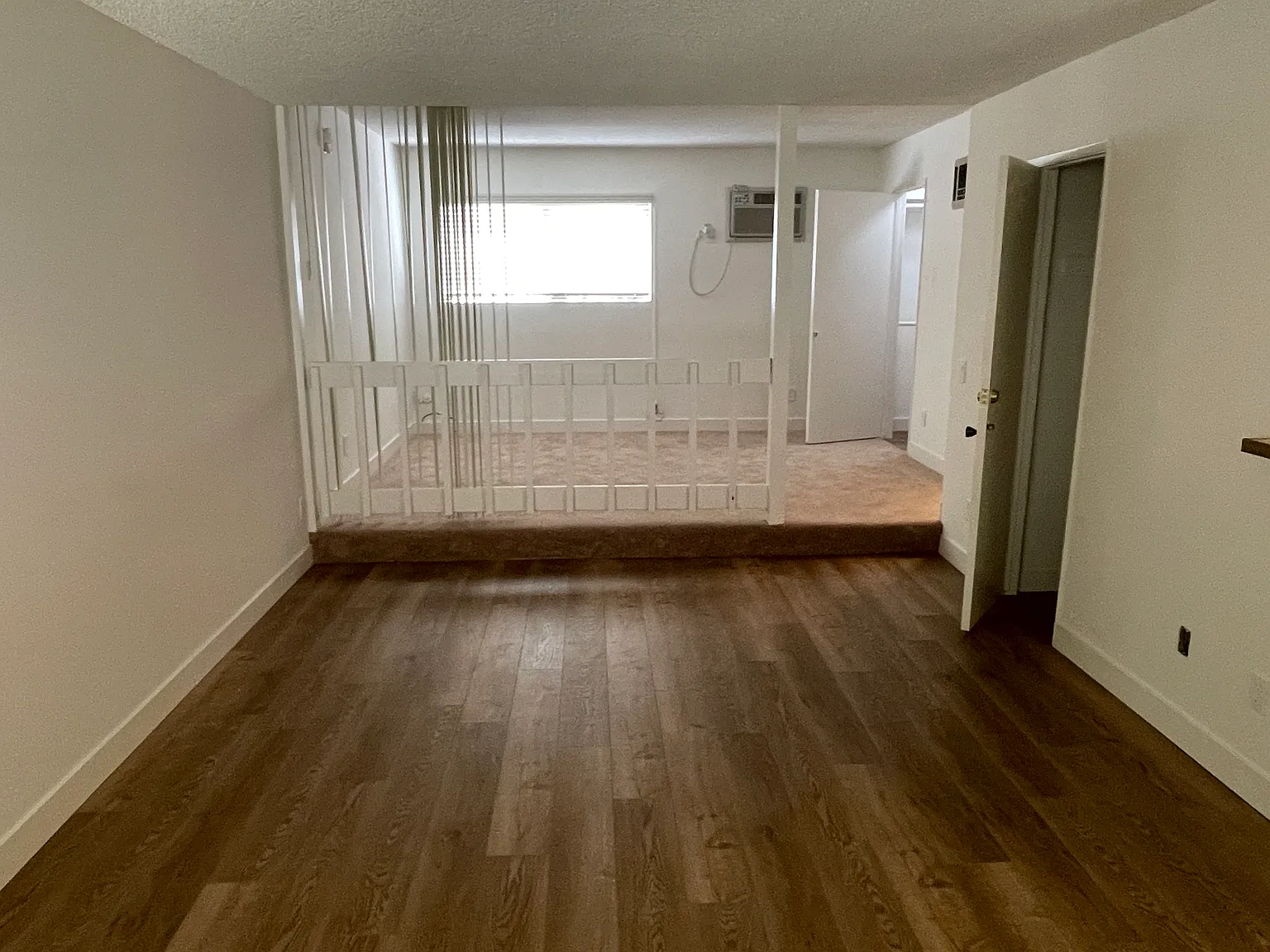 Studio, 550 sqft, $1,750 — Photo 2