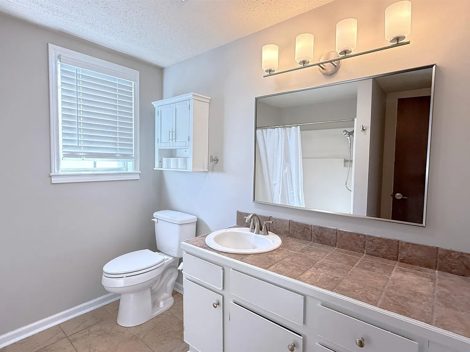 1 bed, 472 sqft, $750 — Photo 4