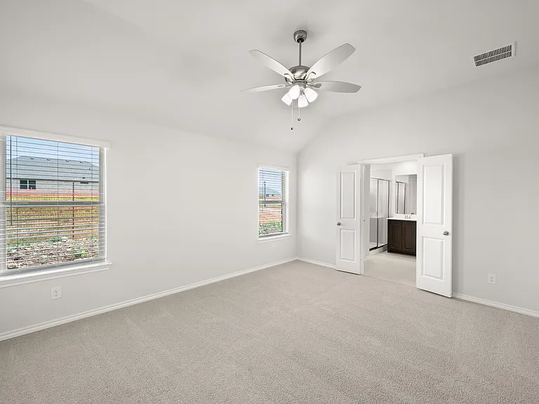 2817 Hay Ln — Photo 6