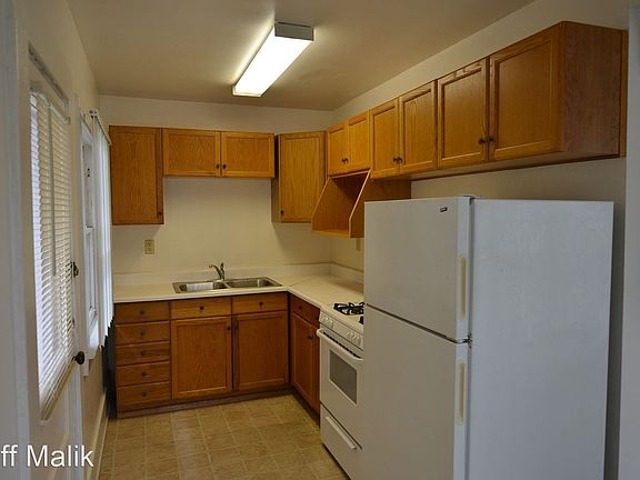 4th image of 4532 Campus Ave