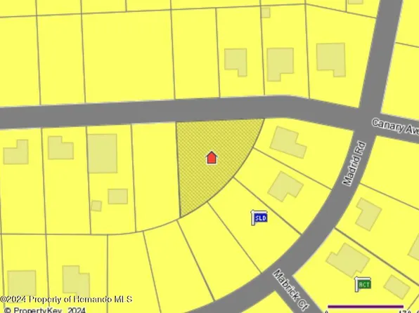 10490 Canary Ave, Weeki Wachee, FL 34613