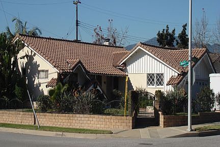 1st image of 405 N Banna Ave