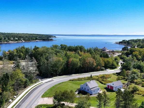 150 Highway 329, Fox Pt, NS B0J 1T0