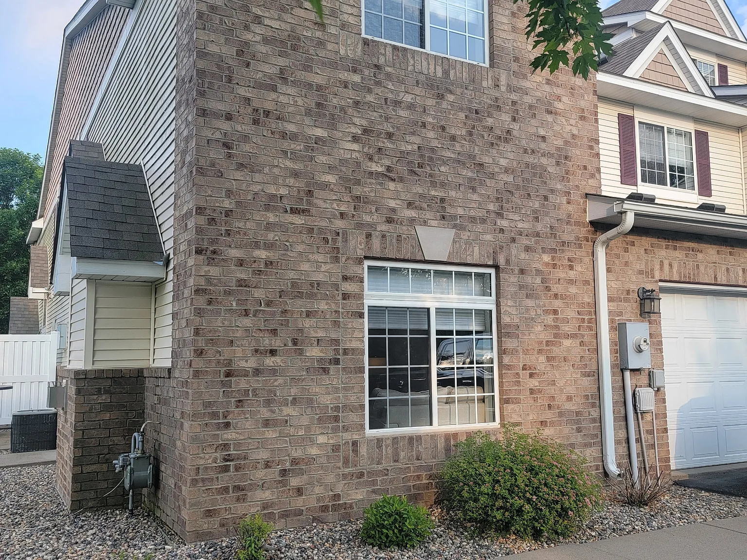 3 bed, 1791 sqft, $2,650 — Photo 3