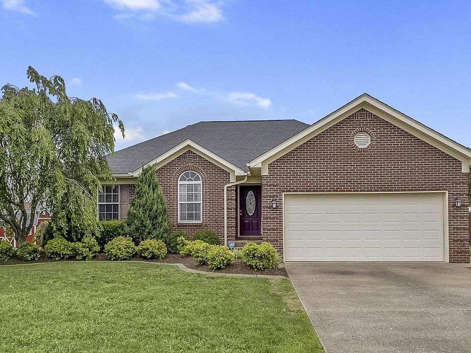 1st image of 462 Autumn Glen Dr