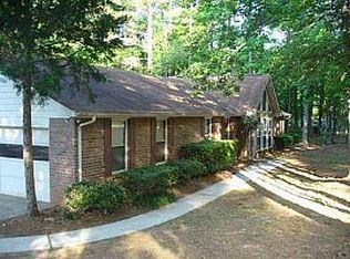 300 Rincon Ct, Peachtree City, GA 30269