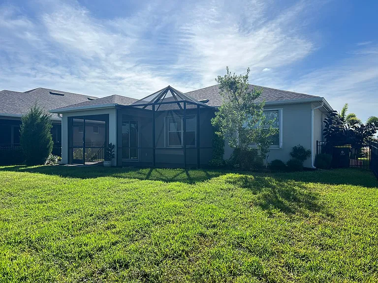 43023 Canon Ct — Photo 18