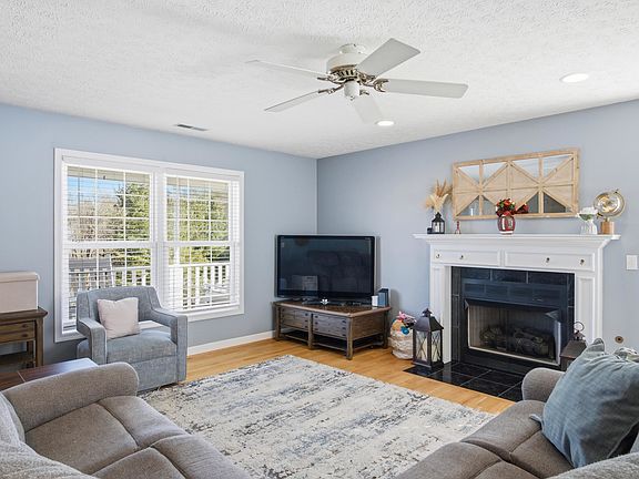 5th image of 311 Craig Dr