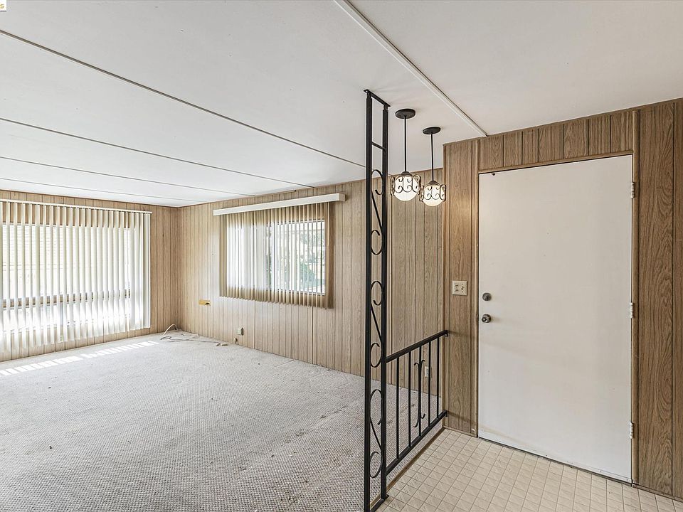 1st image of 275 Burnett Ave Space 110