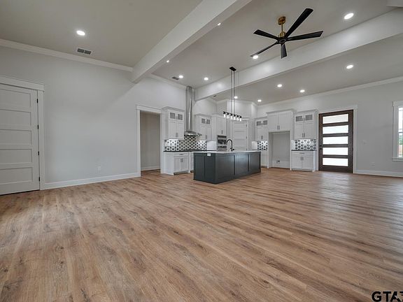 5th image of 19383 Ridge Point Cir