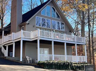 75 Treadway Ln, Eddyville, KY 42038