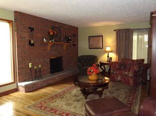 824 Lower Donnally Rd, Charleston, WV 25304