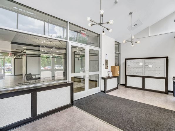 220 S Lenola Rd #B303