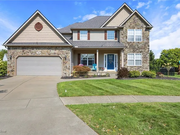 742 Brookside Cir, Avon Lake, OH 44012