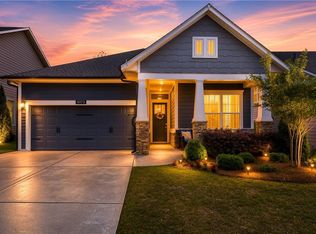 6973 River Rock Dr, Flowery Branch, GA 30542