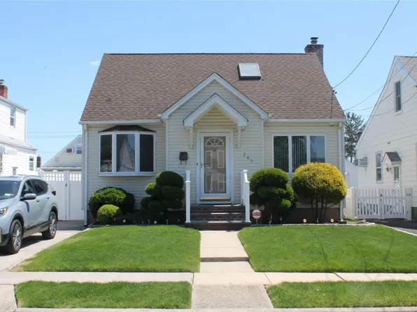 285 Harrison Street, Franklin Square, NY 11010