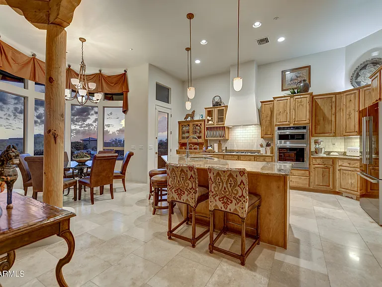 10989 E Taos Dr — Photo 32