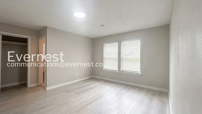 1224 Plum St — Photo 7