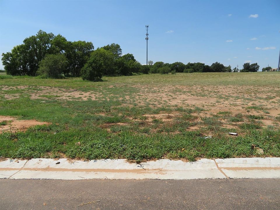 1st image of 301 Silvercreek Dr