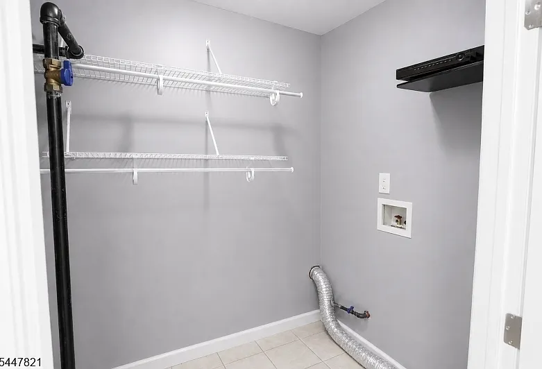 3 bed, 2.0 bath, $2,700 — Photo 2