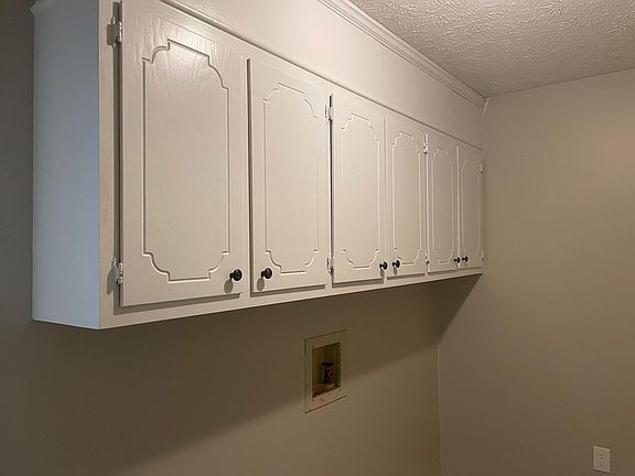5th image of 99 Elmfield Dr