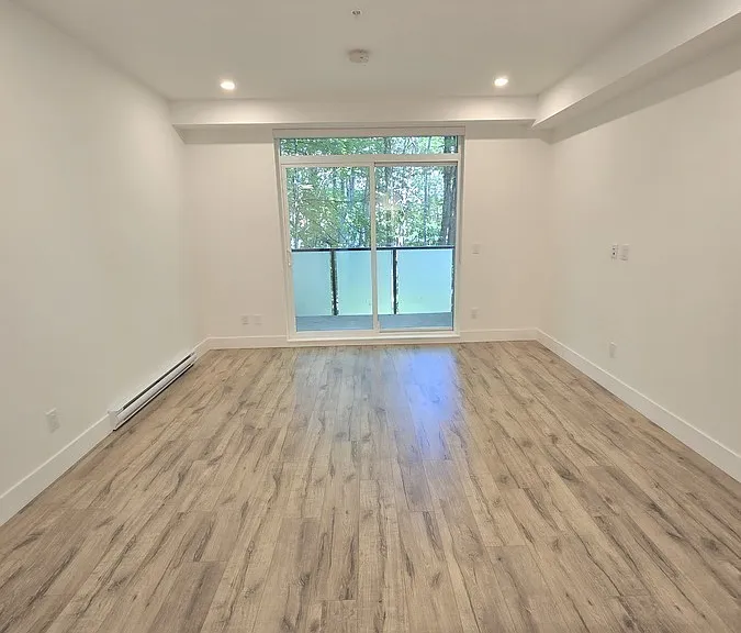 6338 King George Blvd #37 — Photo 4