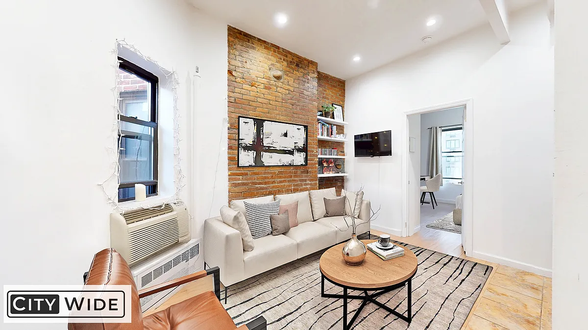 Building Photo - 429 E 73rd St #5FE
