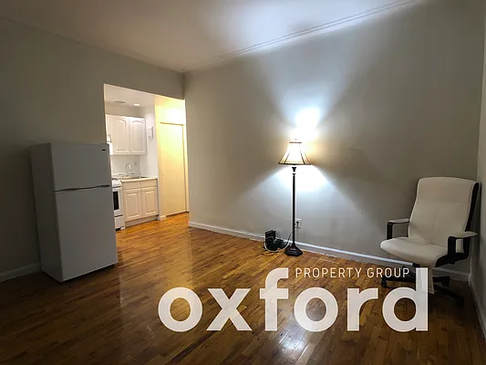 Rented by Oxford Property Group | media 18