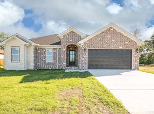 15 Libra Ln, Ward, AR 72176
