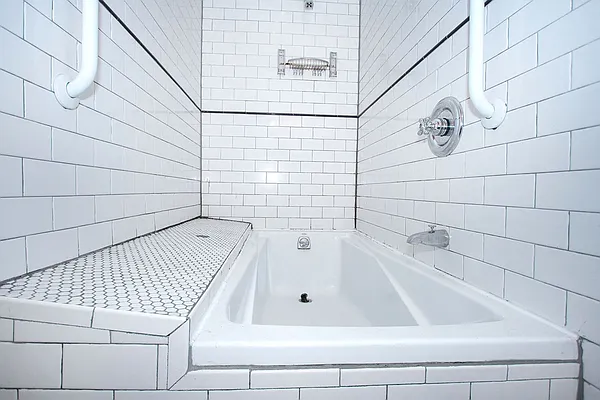 Rented by Harlem Lofts | media 21