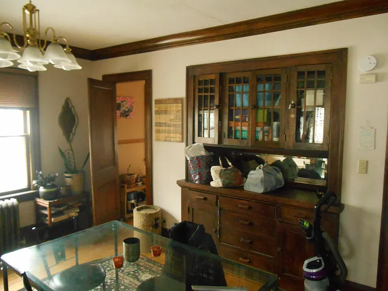 1305 W 34th St #UPPER — Photo 7