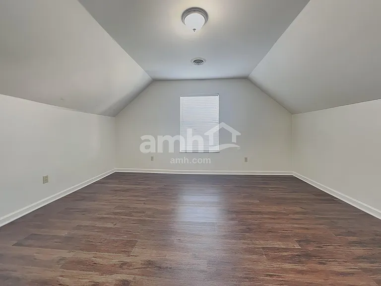 10225 Highgate Cir — Photo 19